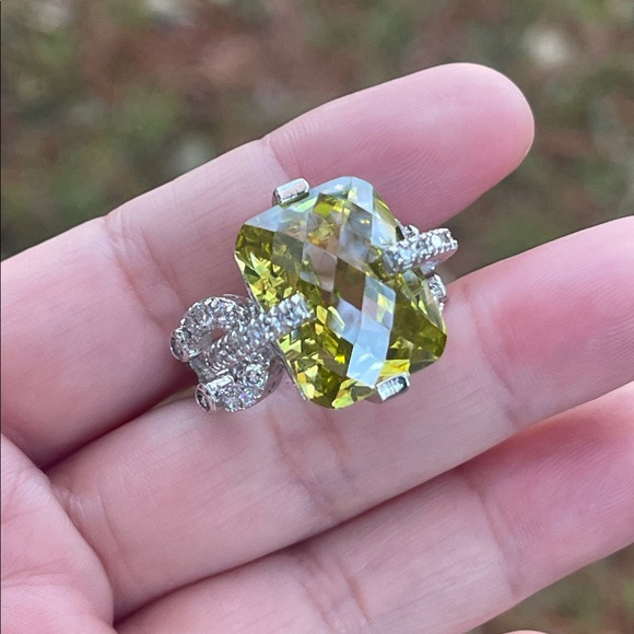 Jewels by Park Lane Ring size 8 - Picture 8 of 10